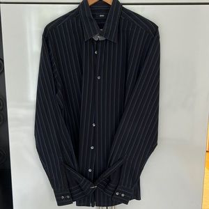 Hugo Boss men’a button down shirt blue/black striped